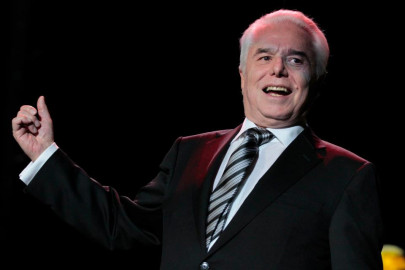 Enrique Guzmán celebrará 60 años de carrera