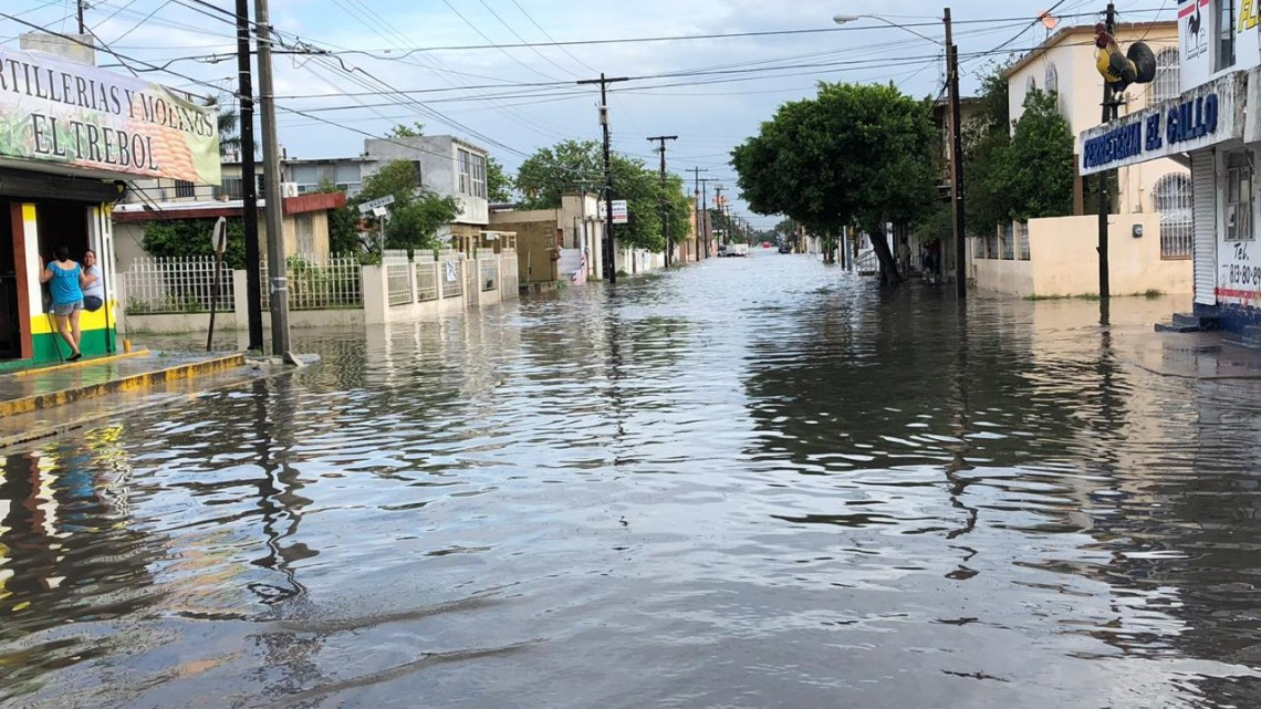 Lluvia inunda zonas bajas de Matamoros 