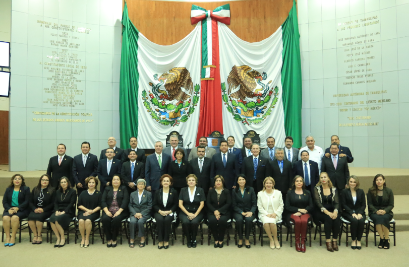 Asiste Gobernador a inicio de Periodo Ordinario de Sesiones del Congreso