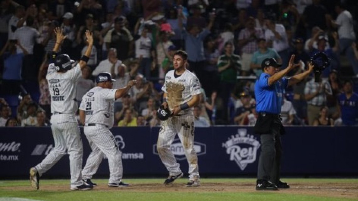 Sultanes vence 4-3 a Leones y empata 2-2 la Serie Final de LMB