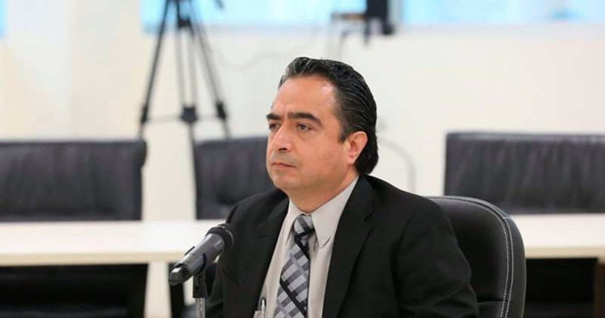 Fiscalía anticorrupción revela órdenes de aprehensión contra ex funcionarios