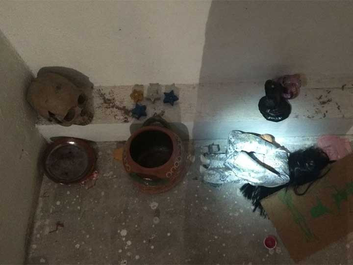 Mujer ofrece a su bebé en ritual satánico