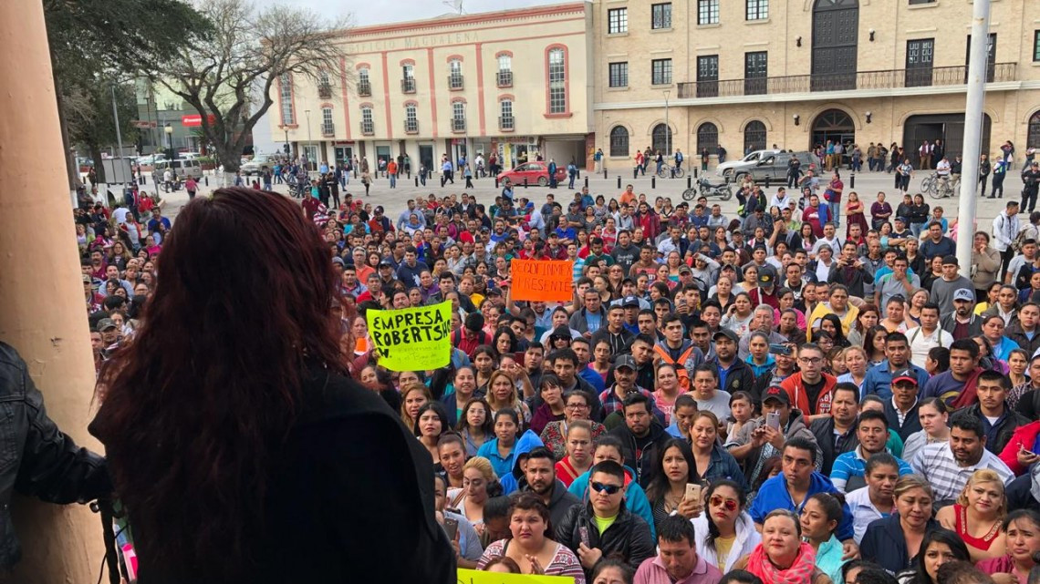 Más de 30 mil obreros siguen en la lucha