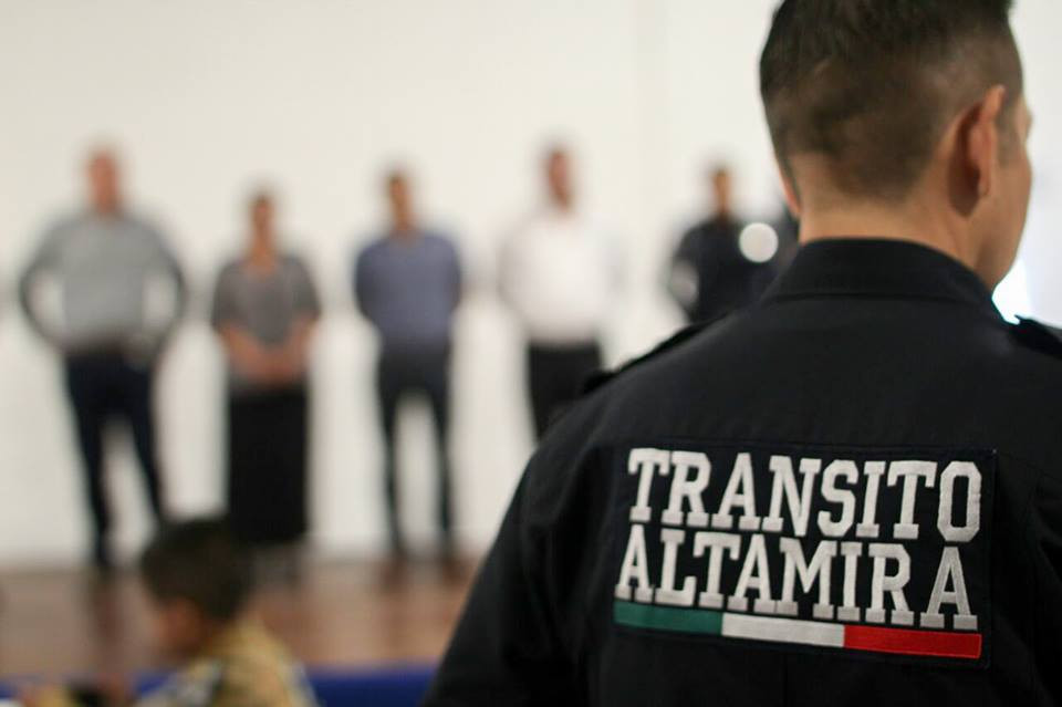 Reconocen labor de Tránsitos