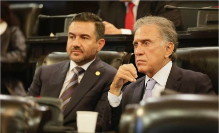 Expulsan a Yunes Márquez y Yunes Linares del PAN tras apoyo a Reforma Judicial