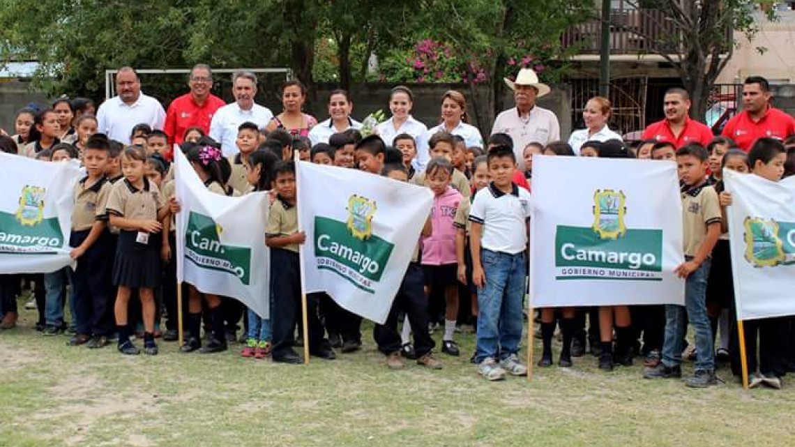 Inicia construcción de aula