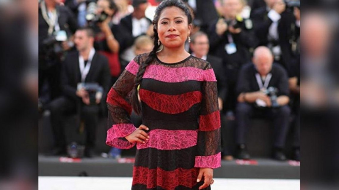 Los looks de Yalitza Aparicio y la mujer detrás de ellos