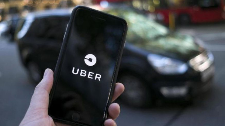 Uber recauda 8.1 billones de dólares en su estreno bursátil