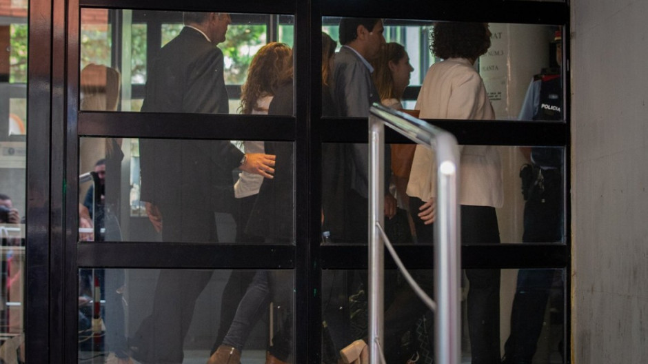 Shakira acude a declarar por fraude fiscal 