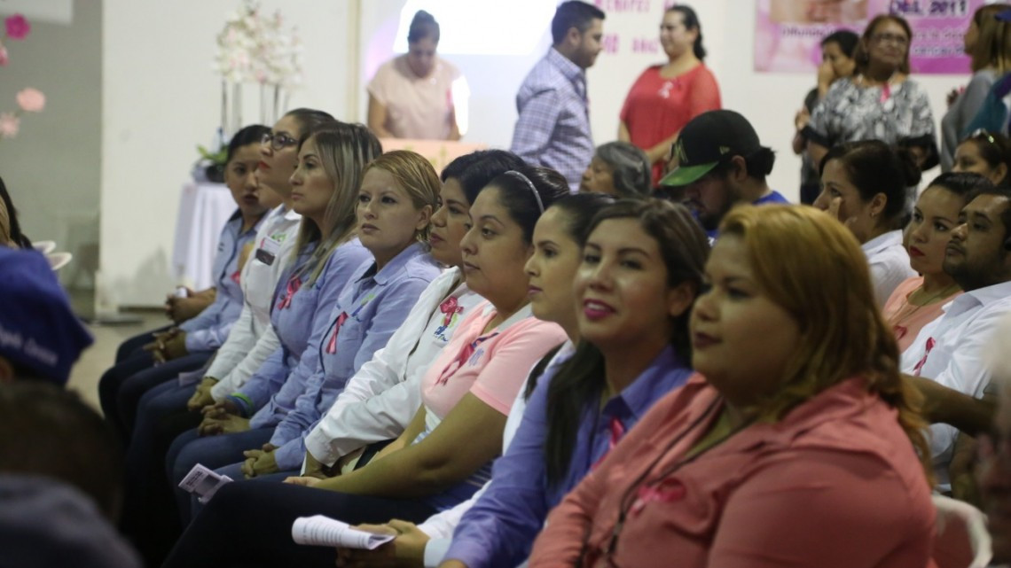 Previenen lucha contra el cáncer de mama