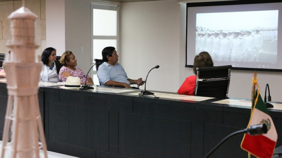 Ayuntamiento de Madero reconocen papel de la mujer en la Marina Mercante
