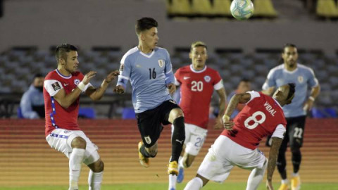 Polémica victoria de Uruguay ante Chile en las eliminatorias sudamericanas