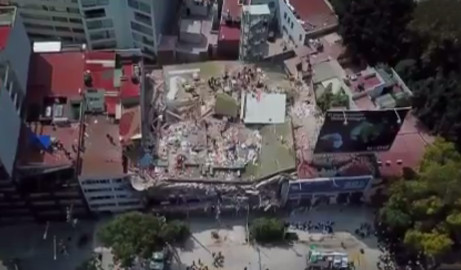 Rescatan colombianos seis cuerpos en Álvaro Obregón