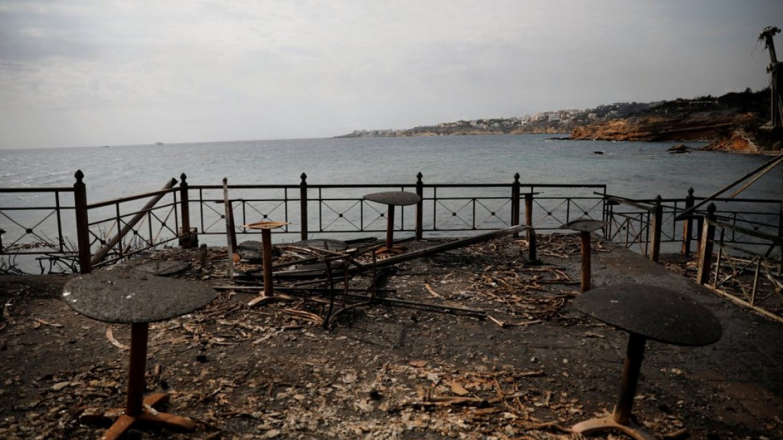 Al menos 74 muertos por incendios en Grecia