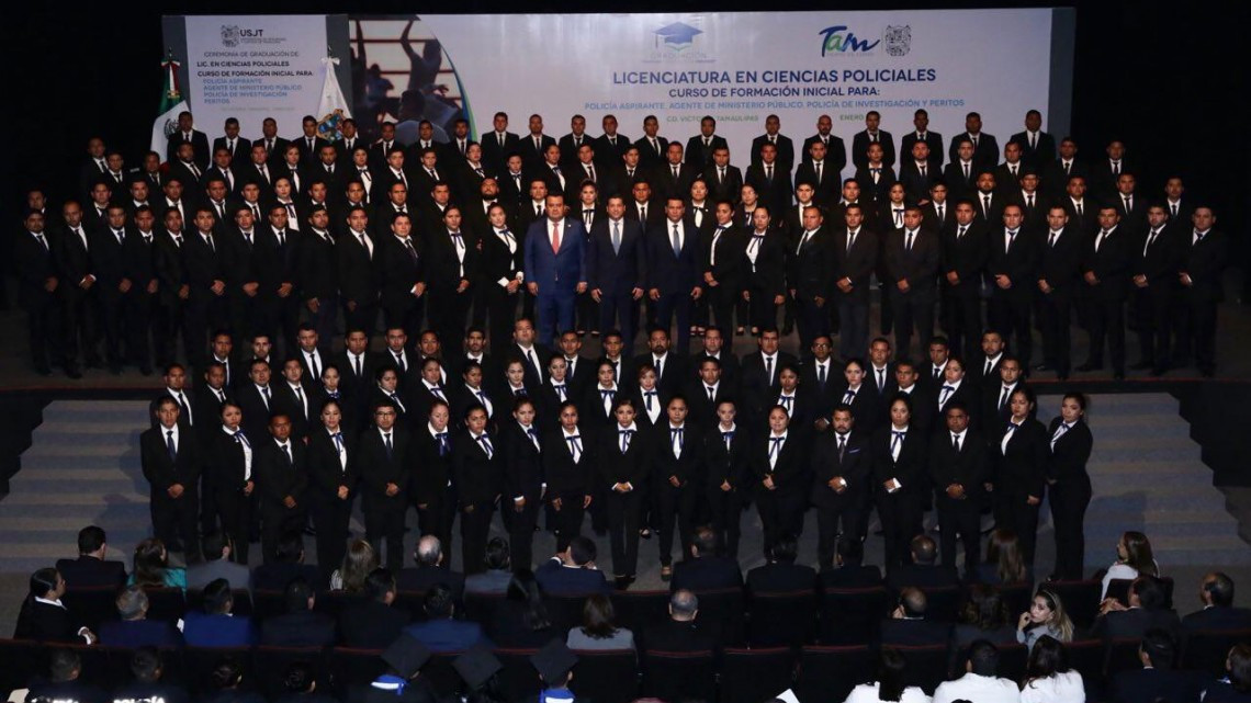 Se gradúan elementos de la Universidad de Seguridad y Justicia