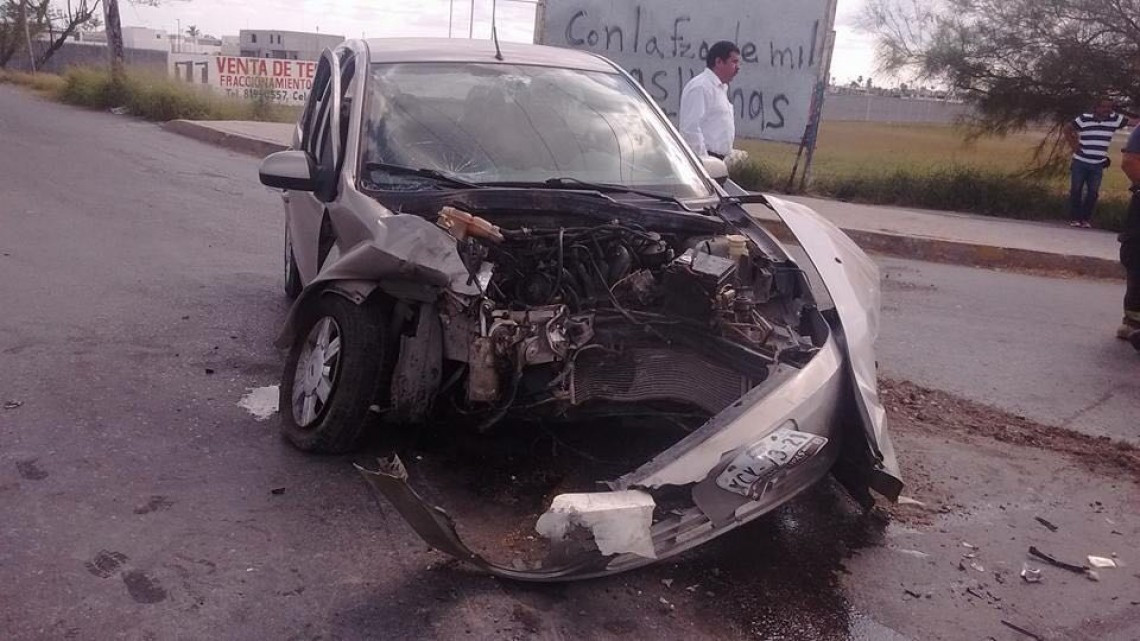 Heridos y daños materiales deja fuerte choque en Matamoros