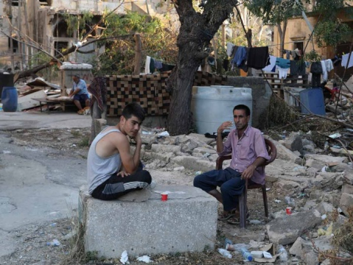 Reimponen confinamiento total en Líbano