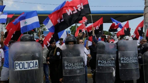 Ataques en manifestación en Nicaragua deja dos heridos