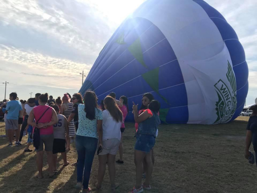 Suspenden actividades con globos aerostáticos por fuertes vientos