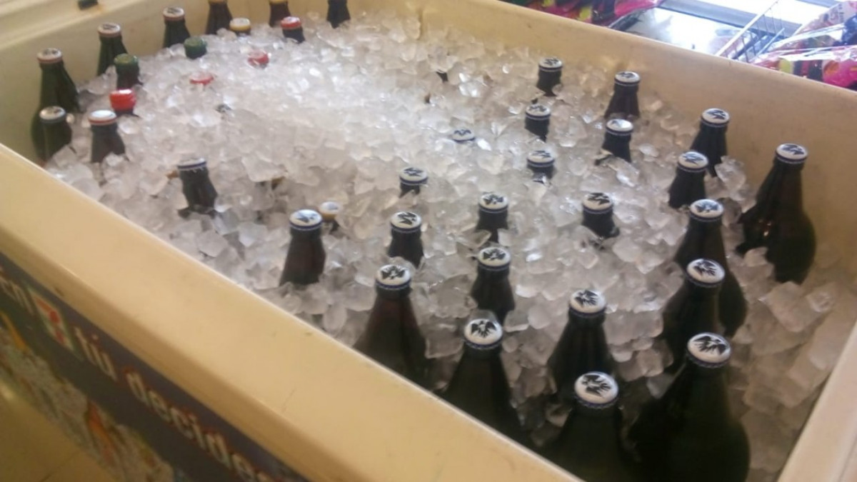 Comerciantes reaccionan por el impuesto del 4.5 % al costo de las bebidas alcohólicas