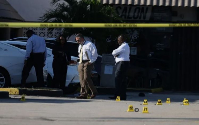 Dos muertos y 20 heridos tras tiroteo en concierto en Miami