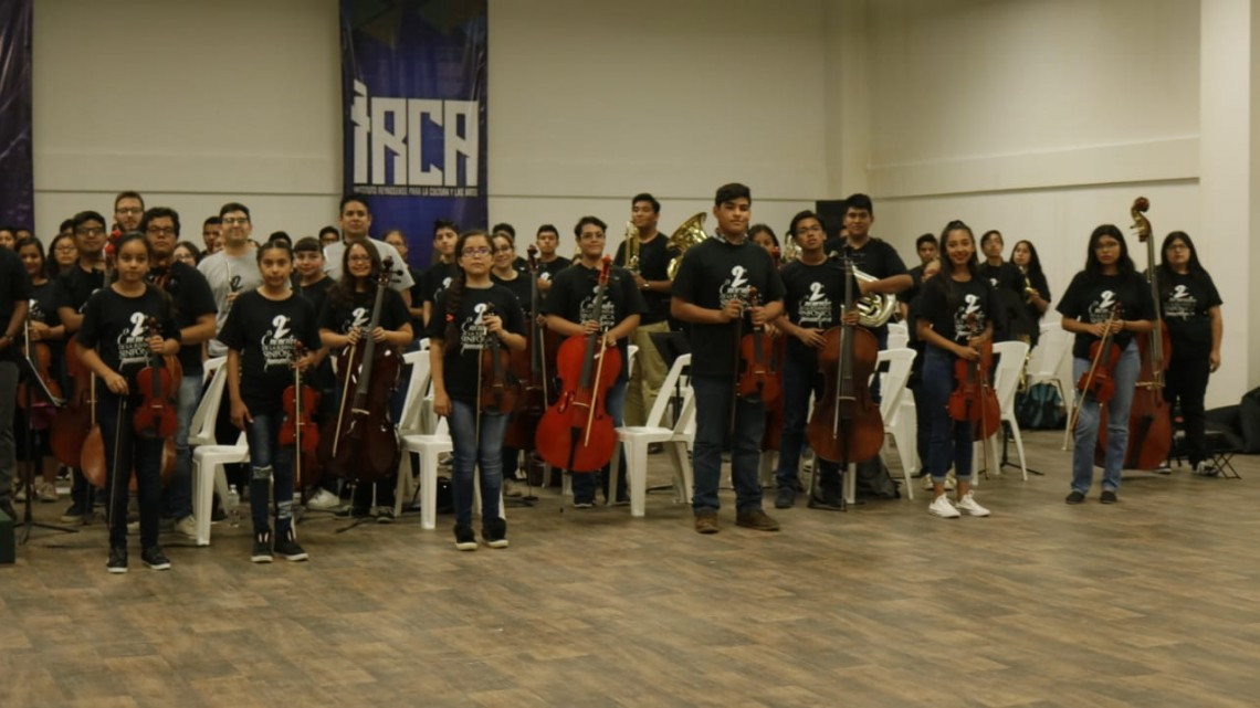 Dialoga Alcalde con integrantes de la Juventud Sinfónica