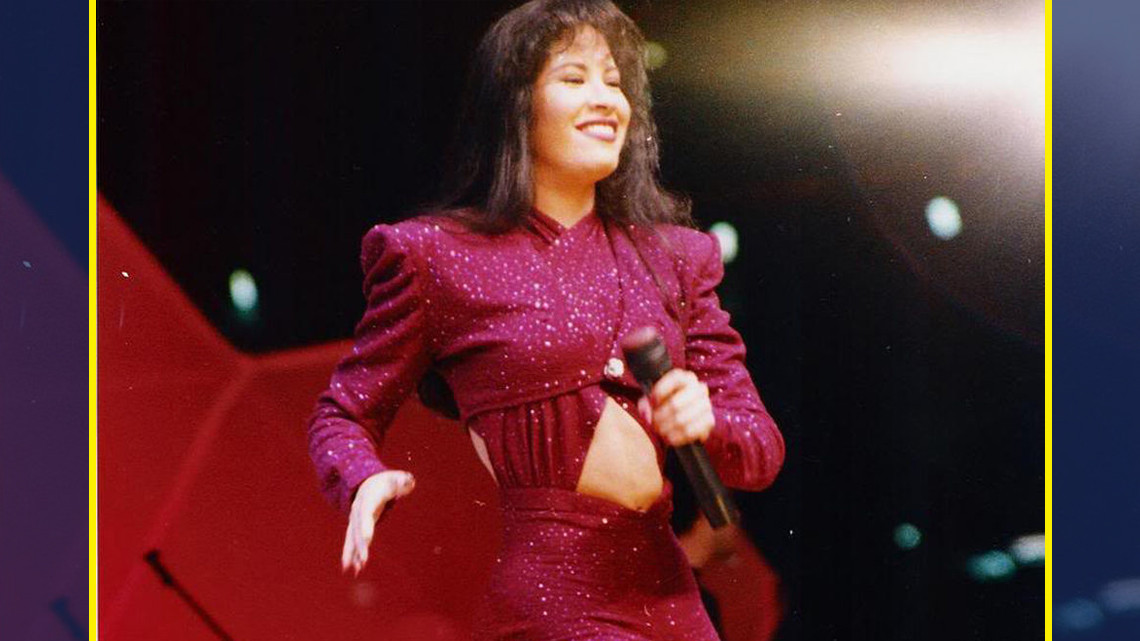 Revelan fotos inéditas de Selena