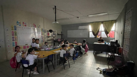 Recorta horario primaria Lázaro Cárdenas por falla eléctrica