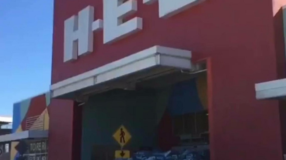 Nace en centro comercial