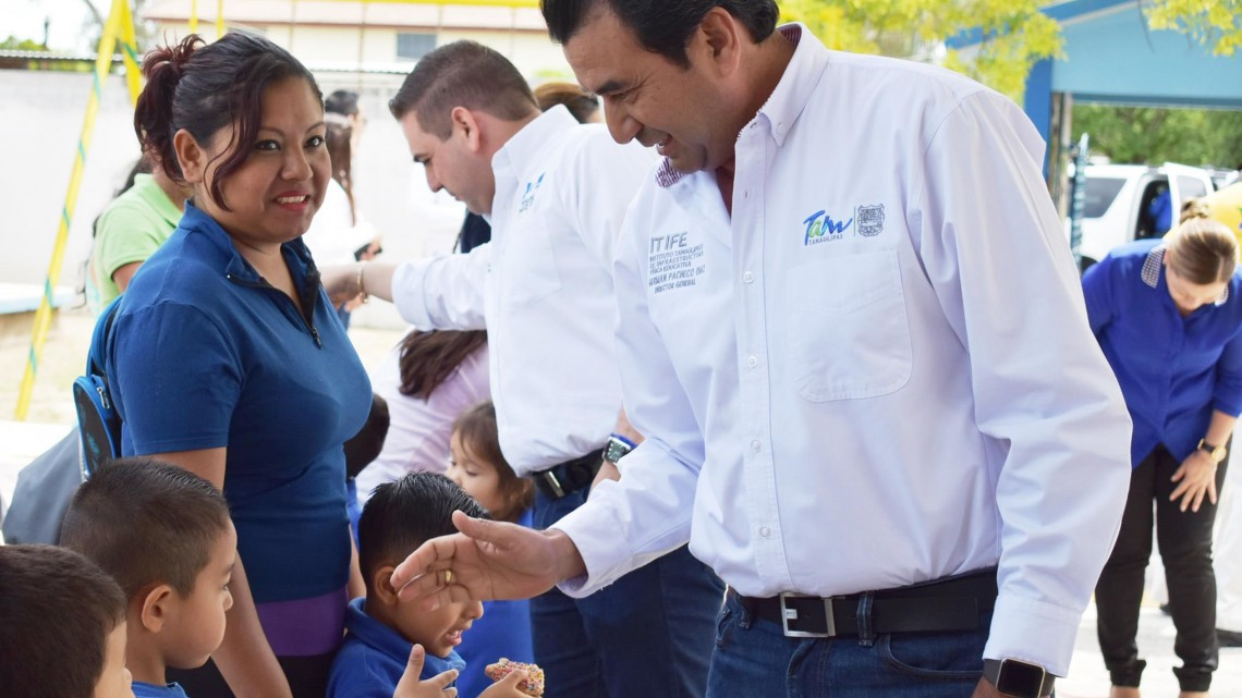 ITIFE y alcalde comienzan obras de construcción 