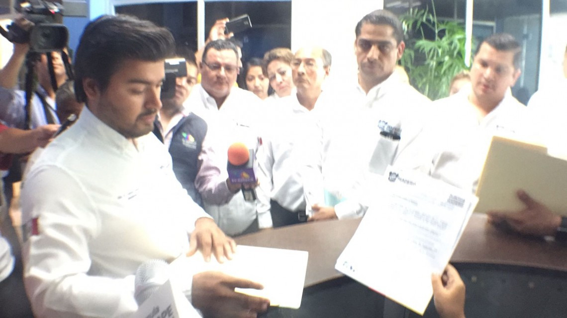 Regidores dan ultimátum a alcalde para convocar a sesión de cabildo