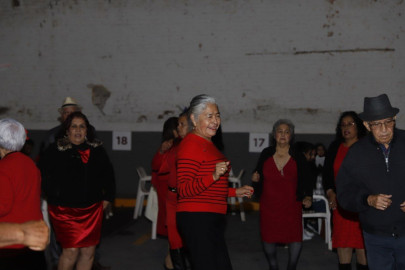 Clausuran primera temporada de "Tardes de Danzón" con posada Navideña 