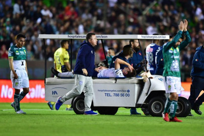Pizzuto sufre terrible lesión en el Pachuca-León