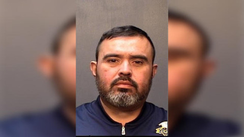 Detienen a maestro acusado de agresión en Brownsville