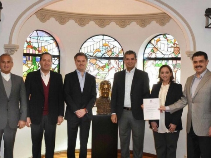 Eruviel Ávila se une a campaña de Meade