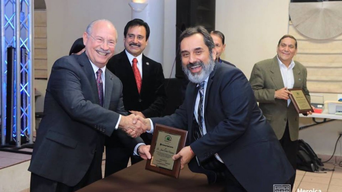 Realizan VII Entrega de reconocimientos al mérito periodista y ciudadano