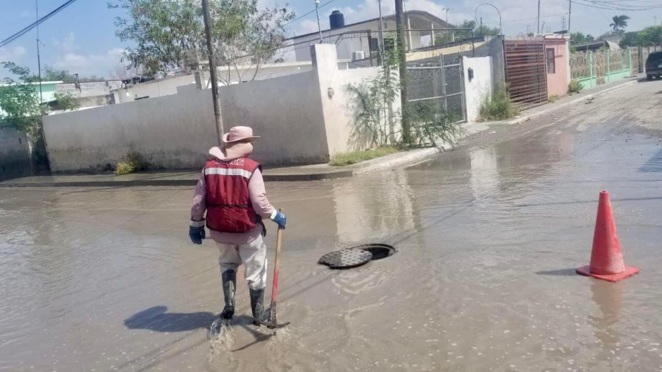 Insta COMAPA a mantener limpias las calles