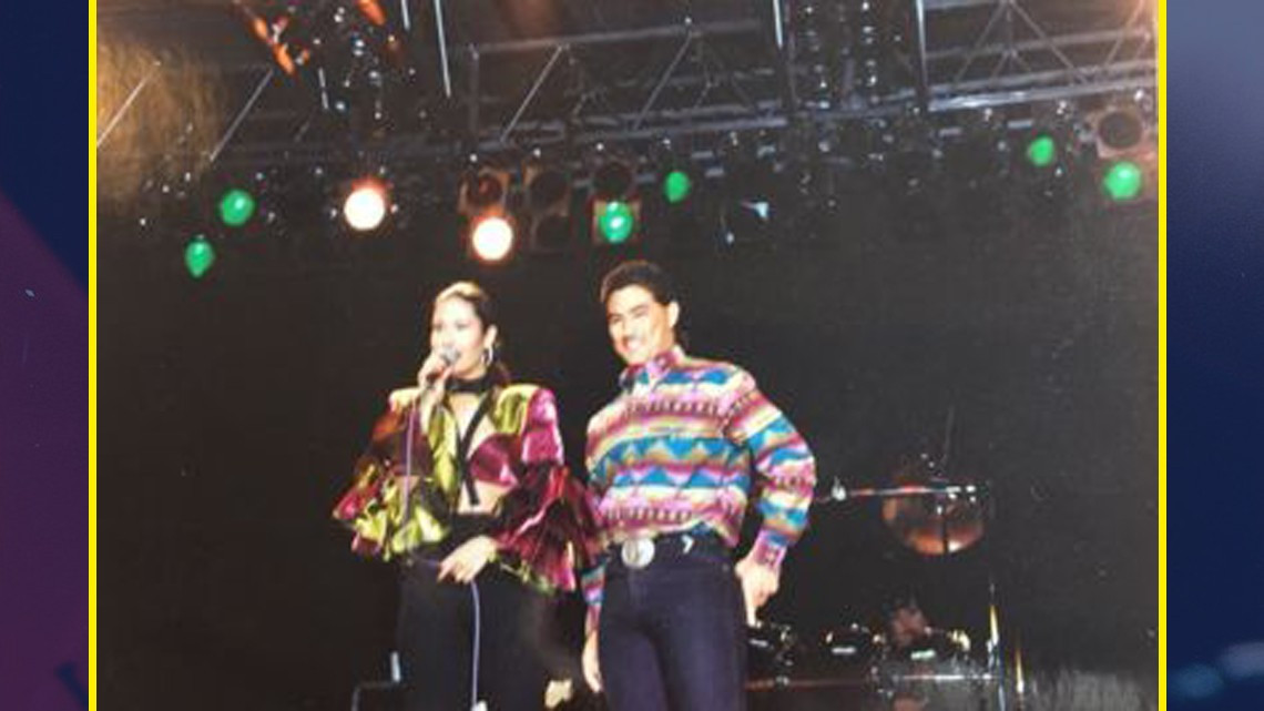 Revelan fotos inéditas de Selena