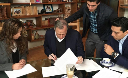 Meade prepara discurso para registro como precandidato del PRI