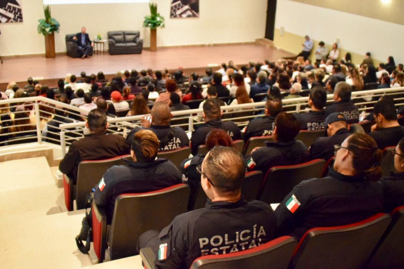Participa Seguridad Pública en curso de Derechos Humanos