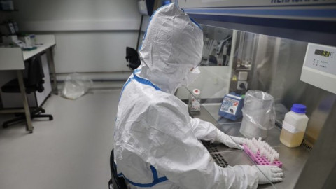 El coronavirus llega a los Emiratos Árabes Unidos