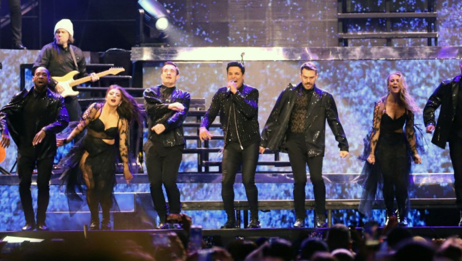 Chayanne suspende concierto en Tampico por tormenta eléctrica; se reprograma para abril de 2026