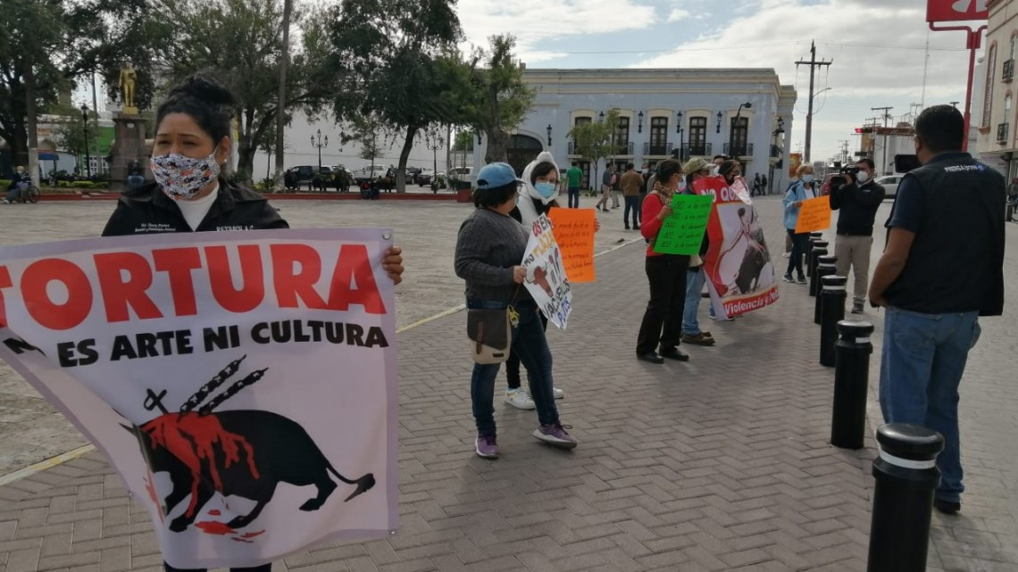 Protestan en Matamoros contra corrida de toros