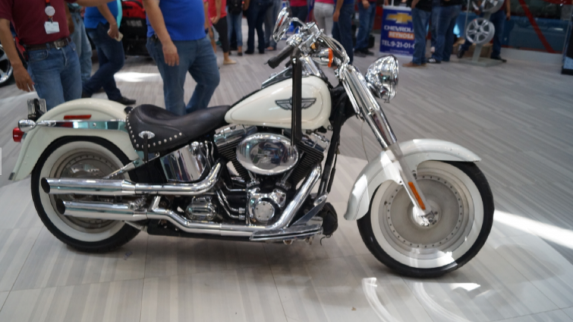 Martín Vaca engalana el Car Fest 2017