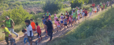 Realizan actividades de senderismo en bordo del río Bravo, participantes en Plan Vacacional 2024  