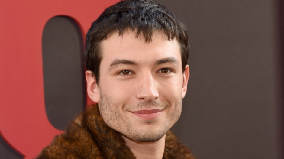 Ezra Miller se somete a tratamiento de salud mental