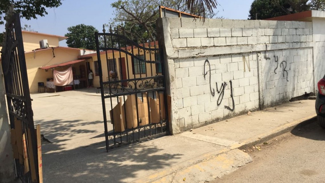 Vándalos acechan a estudiantes de secundaria