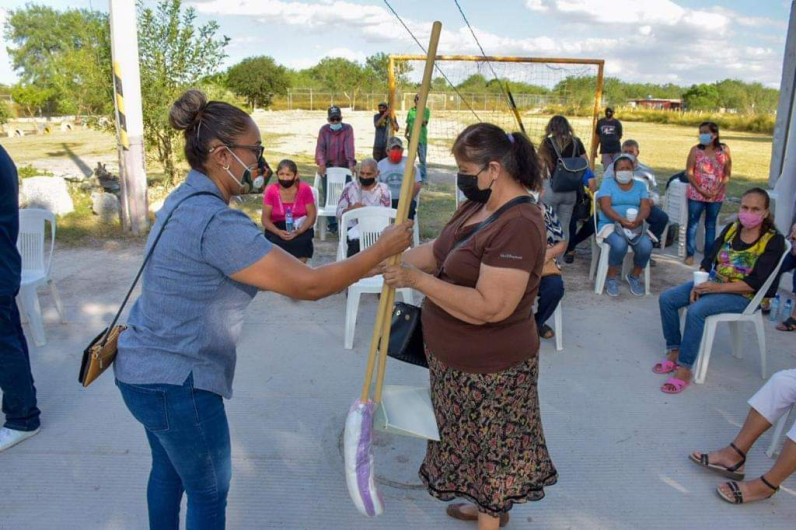 DIF Reynosa lleva beneficios a adultos mayores 