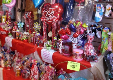 Previenen precios elevados y malos servicios para San Valentín