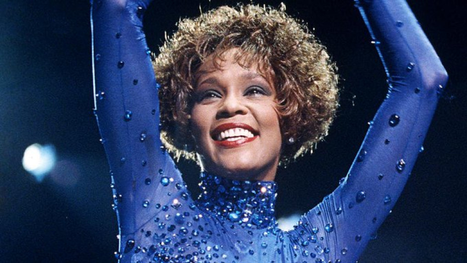 Whitney Houston logra récord con tercer disco certificado diamante 